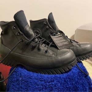 Converse Chuck Taylor All Star Lugged Winter 2.0 High Top Boots